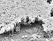 Hydroxyapatit vykrystalizovaný na podkladu z upravených nanotrubek